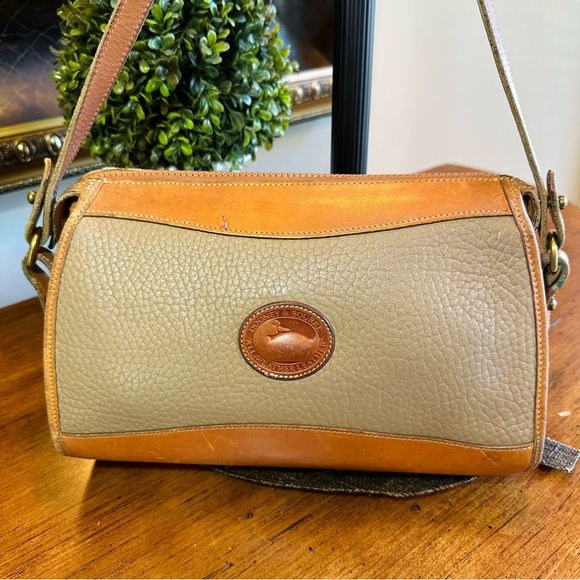 🛍️🛍️ AUTHENTIC DOONEY & BOURKE TOUPE / BROWN CROSSBODY BAG 🩷 💼 GOOD COND - Picture 8 of 11